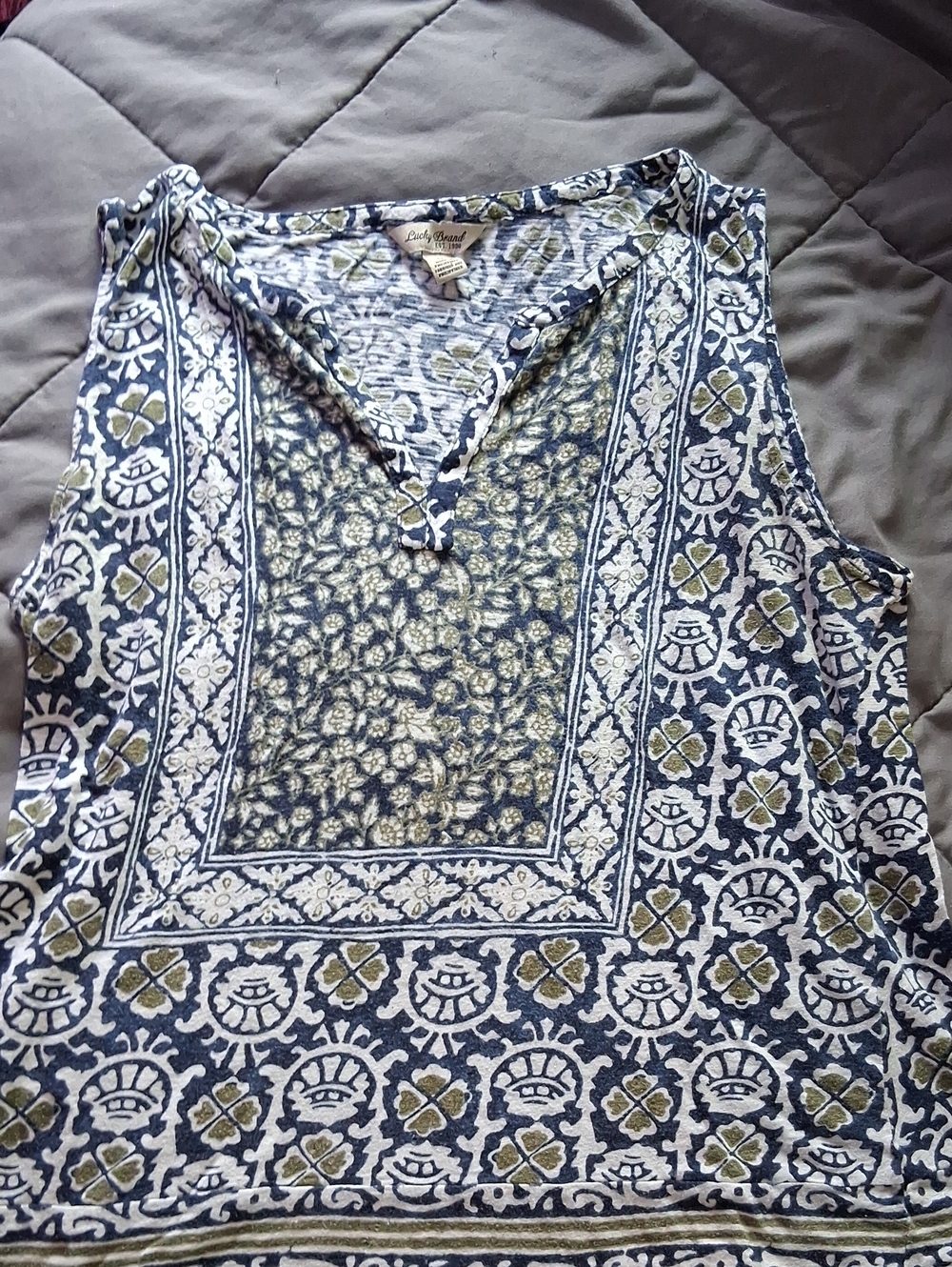 Lucky Brand Navy and Olive Boho Printed V-Neck Sleeveless Camisole D2